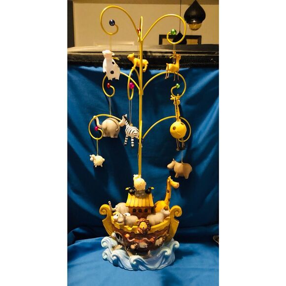 Noah's Ark Ornament Tree 9 Animal Ornaments Member's Mark 24" - Picture 3 of 11
